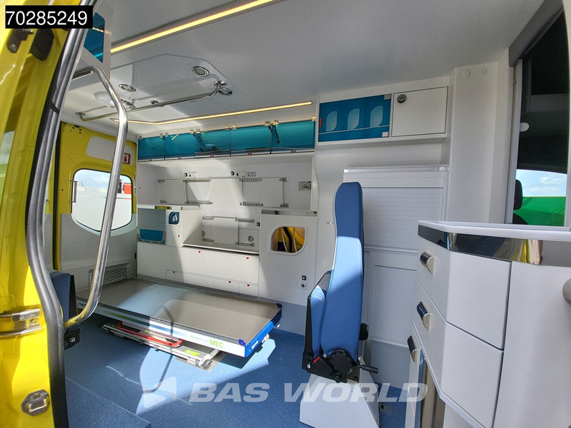 New Ambulance Mercedes-Benz Sprinter 319 CDI Automaat Nieuw! Complete Ambulance Ziekenwagen Rettungswagen Krankenwagen 11m3 Airco Cruise control: picture 8