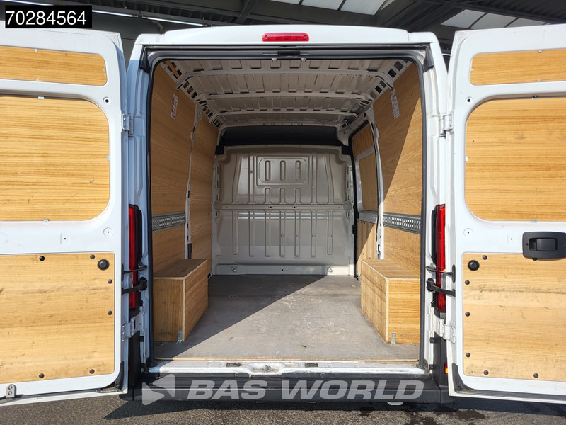 Opel Movano 120PK L2H2 Airco Cruise Euro6 L2 10m3 Airco Cruise control - Small van: picture 3 Opel Movano 120PK L2H2 Airco Cruise Euro6 L2 10m3 Airco Cruise control - Small van: picture 3