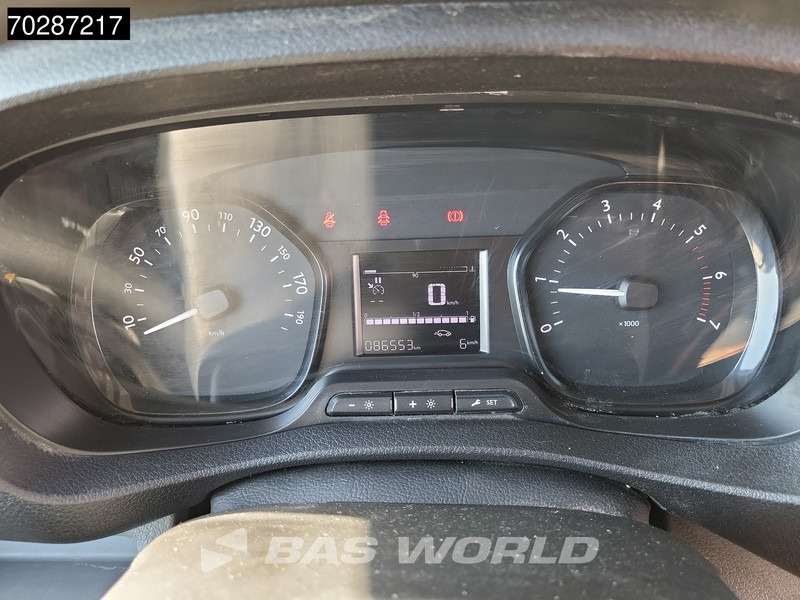 Small van Peugeot Expert 120pk L3H1 Trekhaak Airco Cruise Imperiaal Parkeersensoren Euro6 L3 6m3 Airco Trekhaak Cruise control: picture 11
