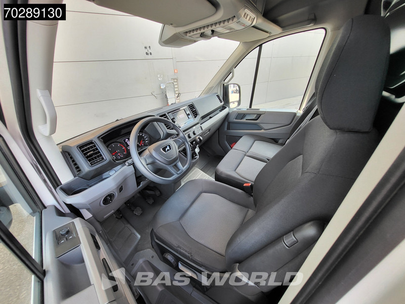 Panel van Volkswagen Crafter 140pk L4H3 Trekhaak Airco Cruise Camera Parkeersensoren Euro6 L3H2 15m3 Airco Cruise control: picture 11