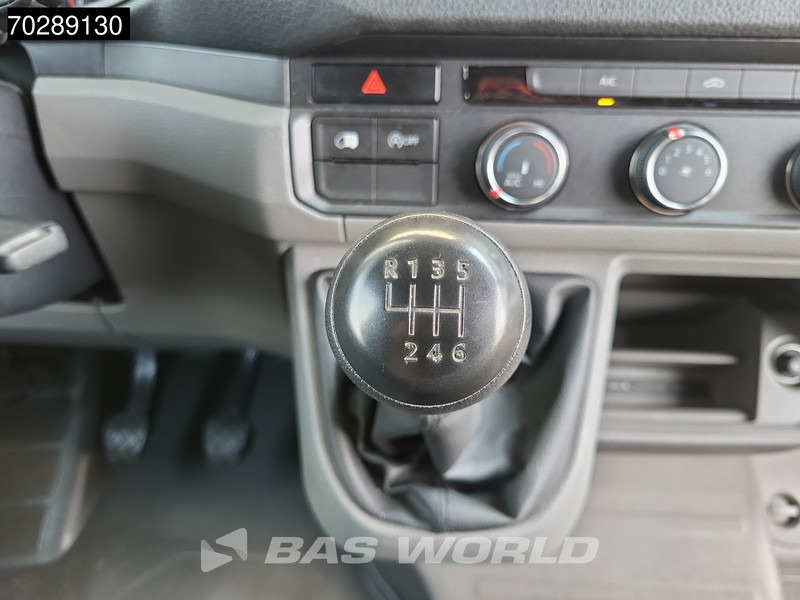 Panel van Volkswagen Crafter 140pk L4H3 Trekhaak Airco Cruise Camera Parkeersensoren Euro6 L3H2 15m3 Airco Cruise control: picture 17