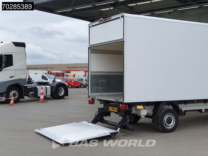 Volkswagen Crafter 177pk Automaat Laadklep Bakwagen Airco Camera Meubelbak Koffer 20m3 Airco - Box van: picture 3 Volkswagen Crafter 177pk Automaat Laadklep Bakwagen Airco Camera Meubelbak Koffer 20m3 Airco - Box van: picture 3