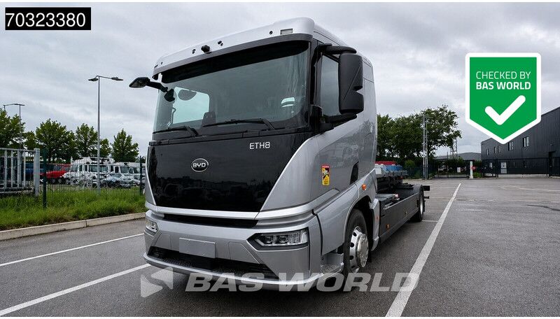BYD ETHB 4X2 100% Electric chassis 255kWh Battery 200km WLTP range - Cab chassis truck, Electric truck: picture 1 BYD ETHB 4X2 100% Electric chassis 255kWh Battery 200km WLTP range - Cab chassis truck, Electric truck: picture 1