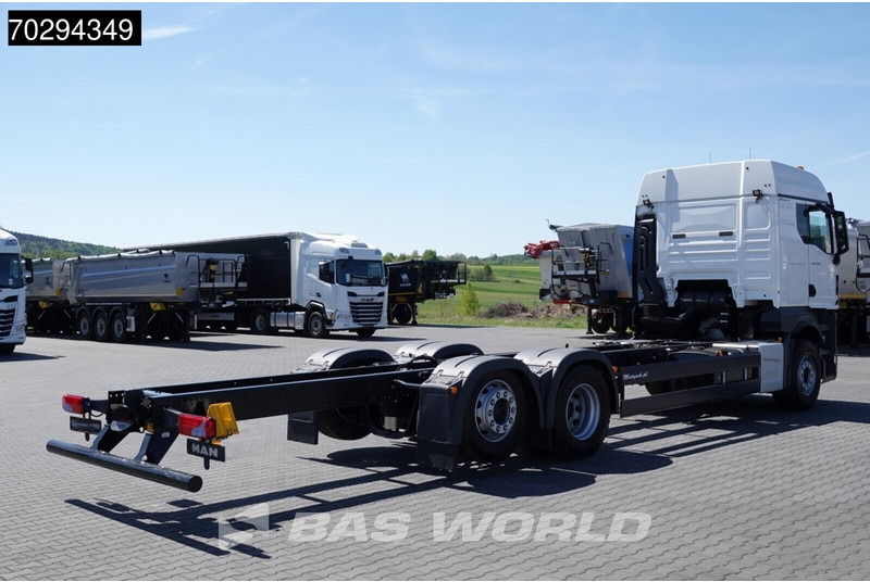 MAN TGX 26.520 TGX 6X2 Lift-Steering Axle Euro 6 - Cab chassis truck: picture 5 MAN TGX 26.520 TGX 6X2 Lift-Steering Axle Euro 6 - Cab chassis truck: picture 5