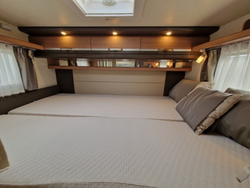 Integrated motorhome Knaus Sky I 650 MG: picture 8