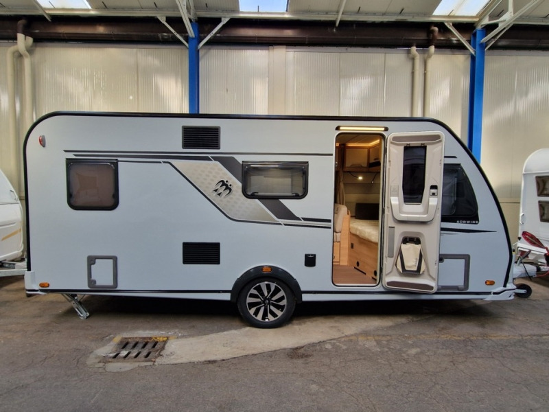 Knaus Sudwind 500 QDK 60° Years - Caravan: picture 2 Knaus Sudwind 500 QDK 60° Years - Caravan: picture 2