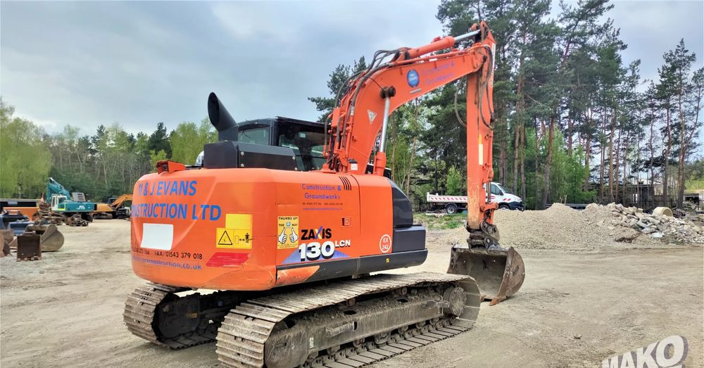 Hitachi ZX130 LCN-6 - Crawler excavator: picture 4 Hitachi ZX130 LCN-6 - Crawler excavator: picture 4