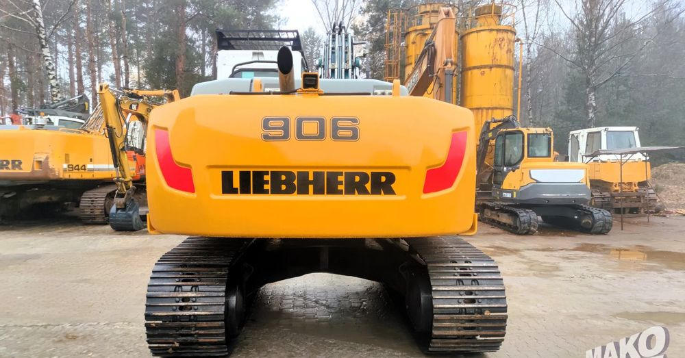 Liebherr R906 LC - Crawler excavator: picture 3 Liebherr R906 LC - Crawler excavator: picture 3