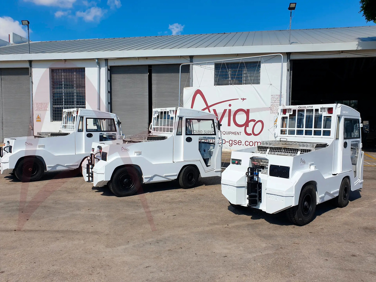 CHARLATTE TE.225 - Baggage tractor: picture 3 CHARLATTE TE.225 - Baggage tractor: picture 3