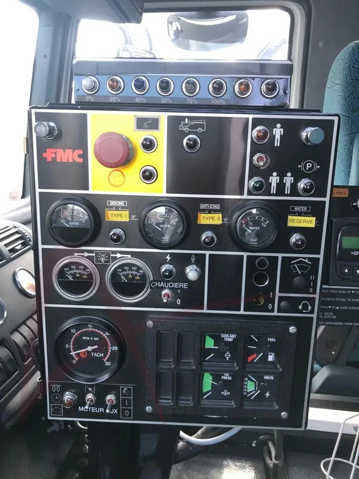 FMC LMD 2000 - Aircraft deicer: picture 5 FMC LMD 2000 - Aircraft deicer: picture 5