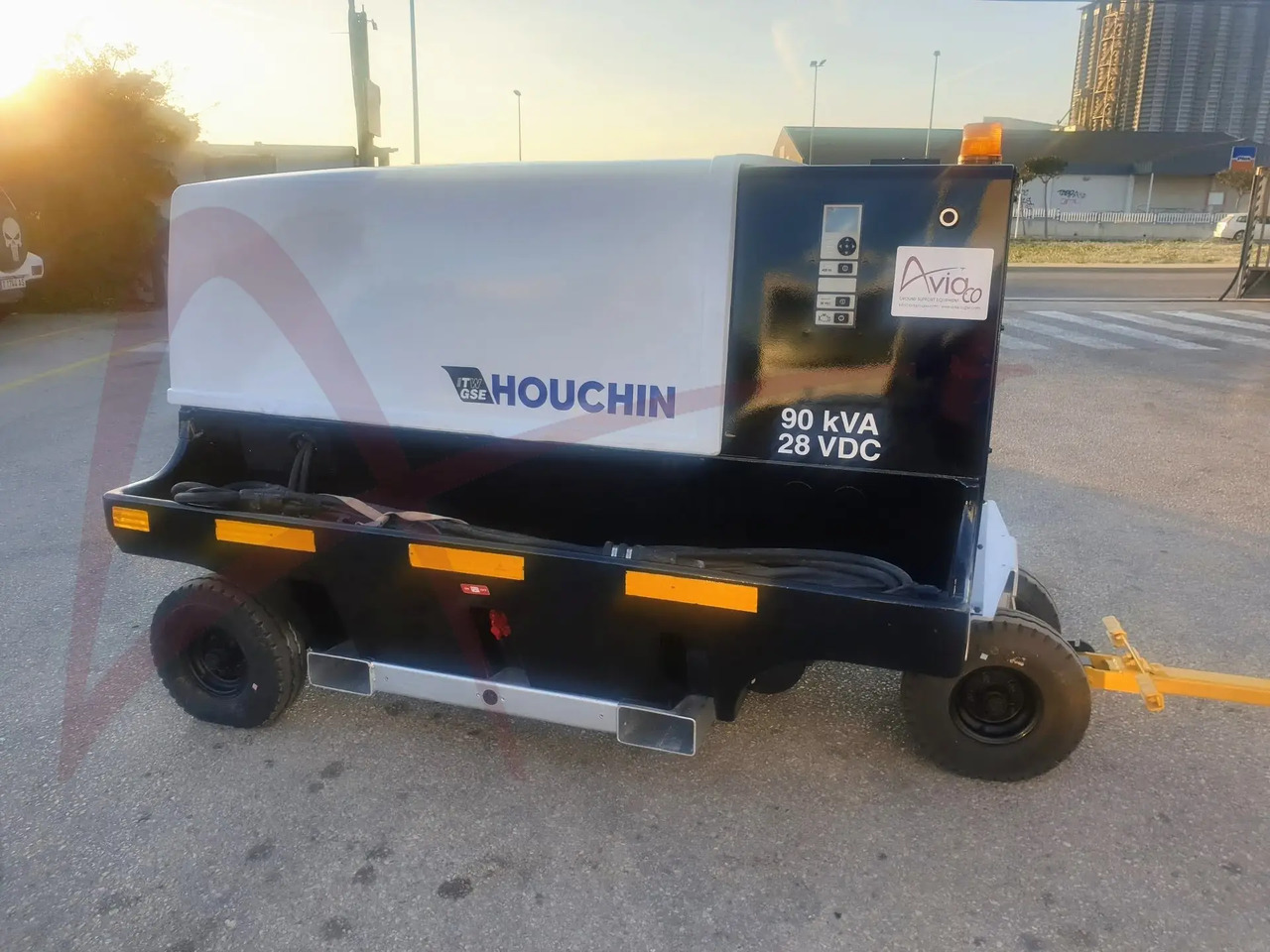 ITW GSE 4400 - Ground power unit: picture 5 ITW GSE 4400 - Ground power unit: picture 5