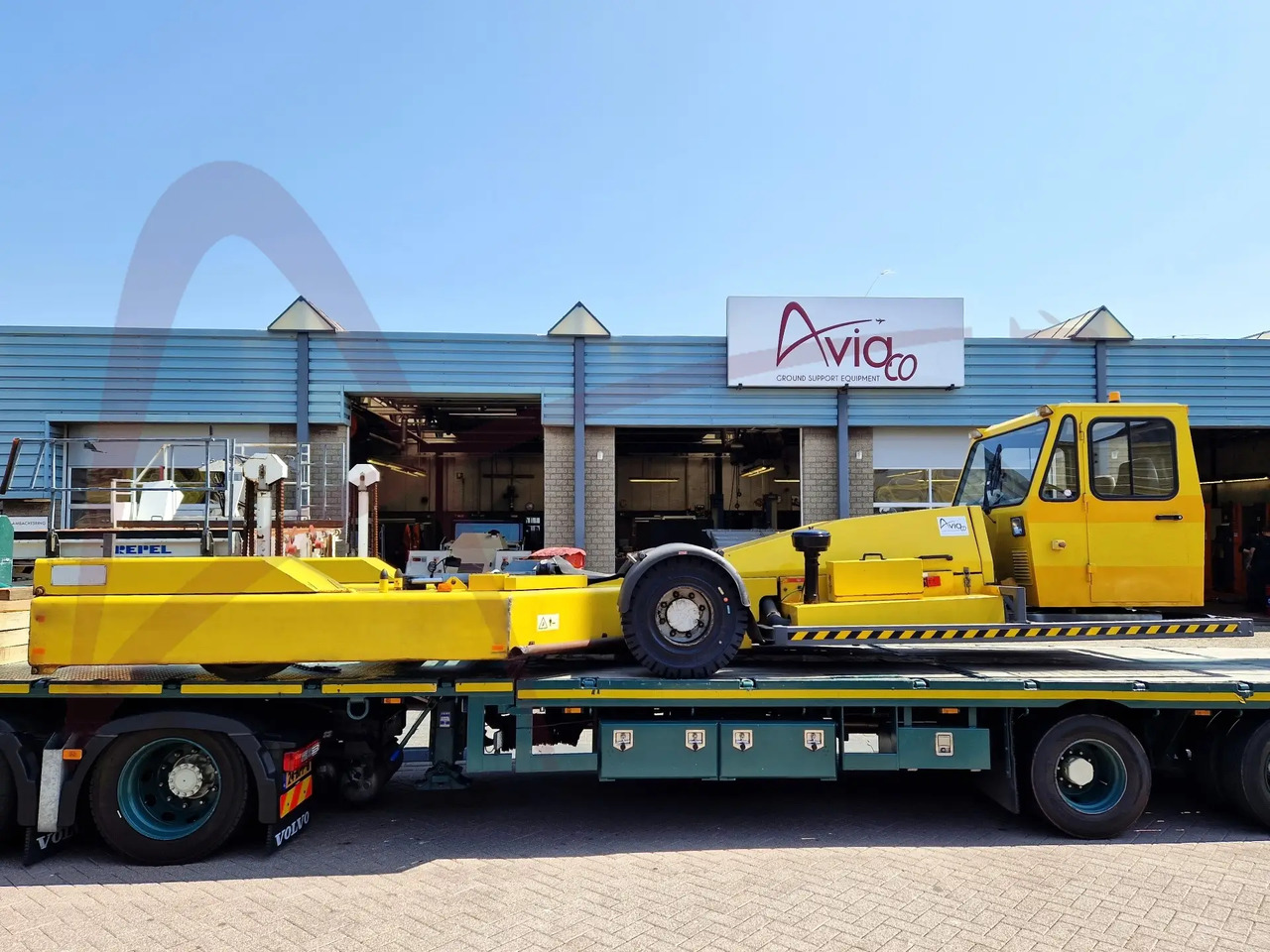 KALMAR TBL180 - Pushback tractor: picture 1 KALMAR TBL180 - Pushback tractor: picture 1