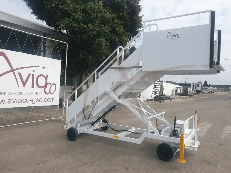 SERPISTA EHR-10A - Passenger stairs: picture 1 SERPISTA EHR-10A - Passenger stairs: picture 1