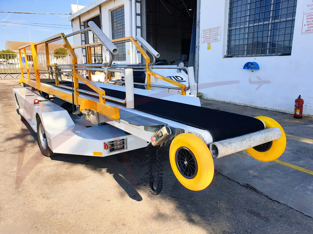TLD NBL-E - Belt loader: picture 2 TLD NBL-E - Belt loader: picture 2