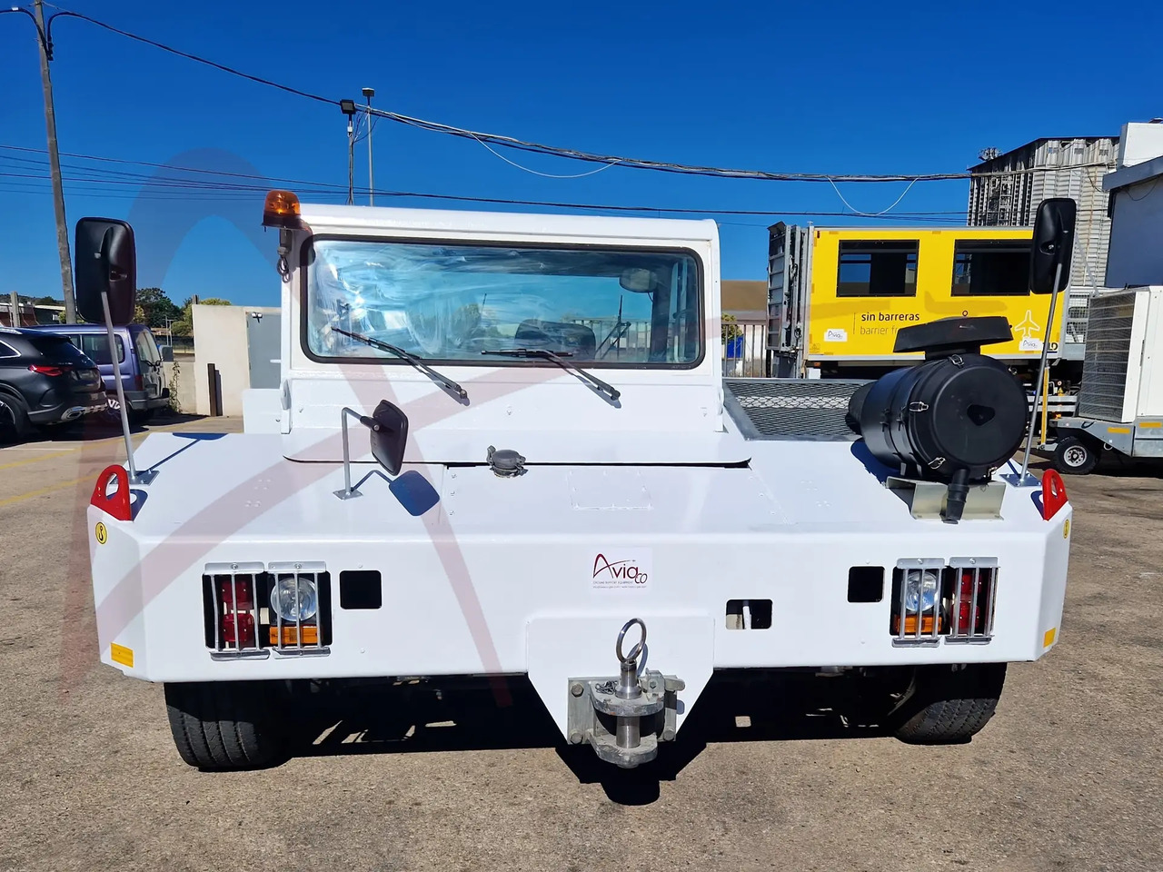 TLD TPX-200-S - Pushback tractor: picture 3 TLD TPX-200-S - Pushback tractor: picture 3