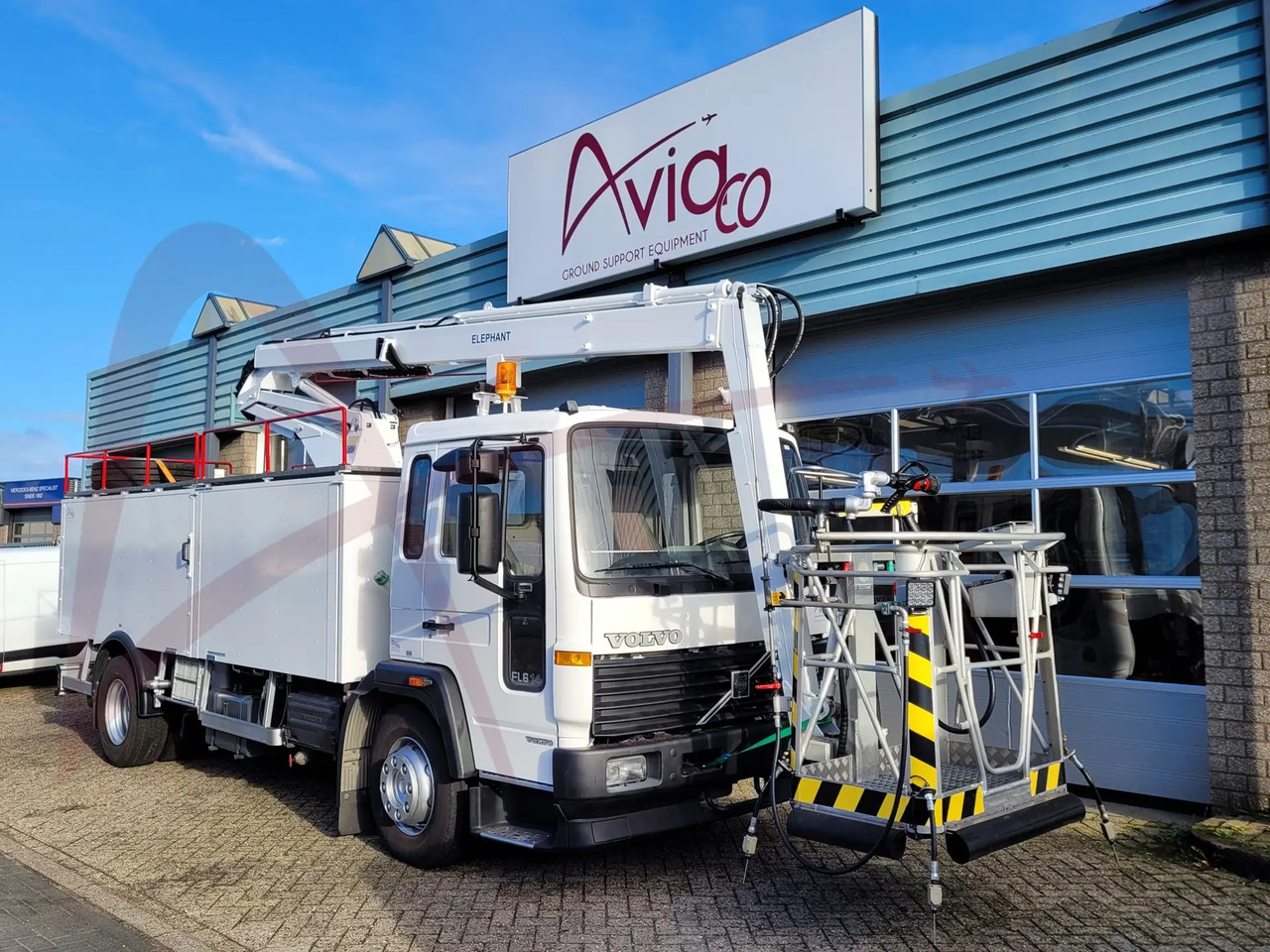 VESTERGAARD ELEPHANT MY - Aircraft deicer: picture 2 VESTERGAARD ELEPHANT MY - Aircraft deicer: picture 2