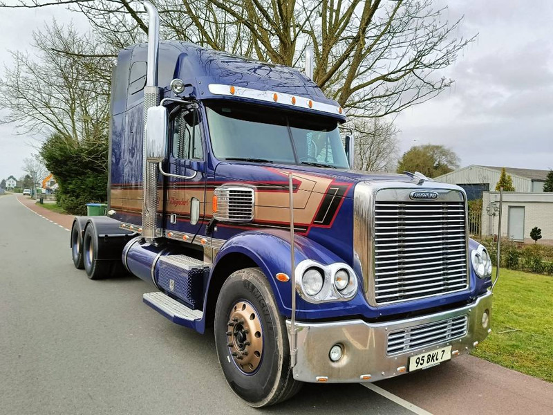 Freightliner Coronado 500 hp caterpillar truck trekker euro5 - Tractor unit: picture 4 Freightliner Coronado 500 hp caterpillar truck trekker euro5 - Tractor unit: picture 4