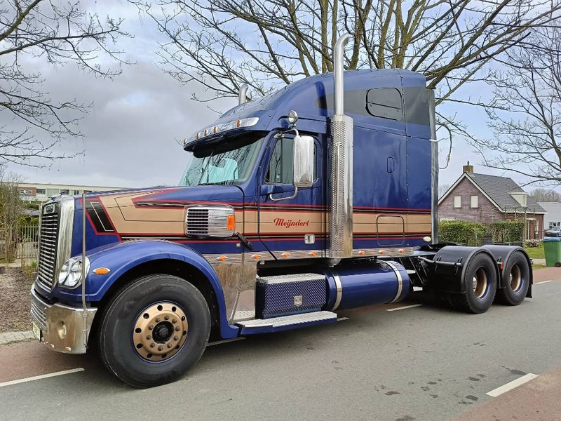 Freightliner Coronado 500 hp caterpillar truck trekker euro5 - Tractor unit: picture 1 Freightliner Coronado 500 hp caterpillar truck trekker euro5 - Tractor unit: picture 1