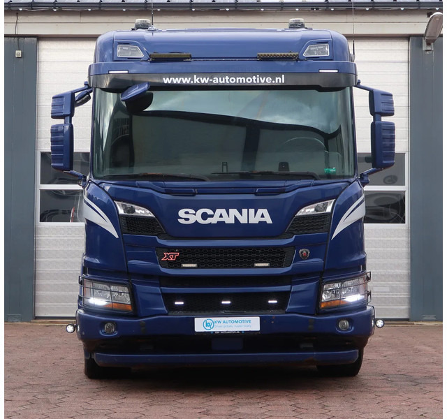 Tractor unit Scania P500 6x2/ FULL AIR/ HYDRAULIC/ LEATHER/ 2.950 WB/ DIFF LOCK/ SLIDE DISH: picture 6 Tractor unit Scania P500 6x2/ FULL AIR/ HYDRAULIC/ LEATHER/ 2.950 WB/ DIFF LOCK/ SLIDE DISH: picture 6