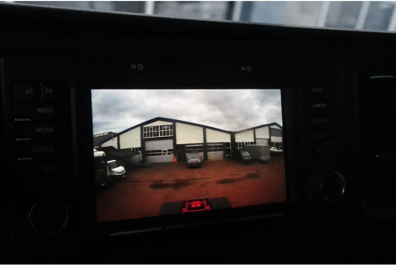 Tractor unit Scania P500 6x2/ FULL AIR/ HYDRAULIC/ LEATHER/ 2.950 WB/ DIFF LOCK/ SLIDE DISH: picture 10 Tractor unit Scania P500 6x2/ FULL AIR/ HYDRAULIC/ LEATHER/ 2.950 WB/ DIFF LOCK/ SLIDE DISH: picture 10