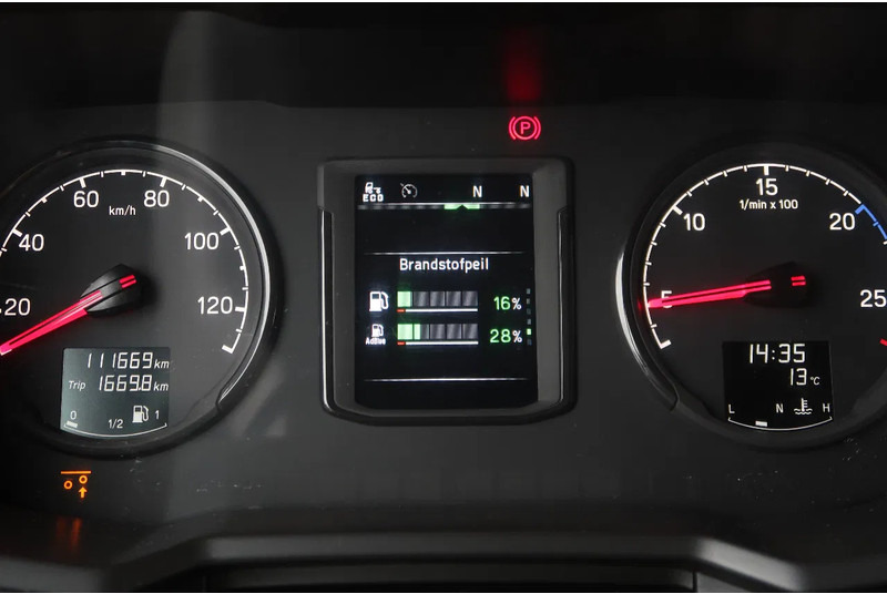 Tractor unit Scania P500 6x2/ FULL AIR/ HYDRAULIC/ LEATHER/ 2.950 WB/ DIFF LOCK/ SLIDE DISH: picture 18 Tractor unit Scania P500 6x2/ FULL AIR/ HYDRAULIC/ LEATHER/ 2.950 WB/ DIFF LOCK/ SLIDE DISH: picture 18