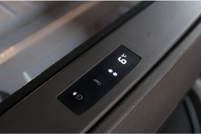 Tractor unit Scania P500 6x2/ FULL AIR/ HYDRAULIC/ LEATHER/ 2.950 WB/ DIFF LOCK/ SLIDE DISH: picture 20 Tractor unit Scania P500 6x2/ FULL AIR/ HYDRAULIC/ LEATHER/ 2.950 WB/ DIFF LOCK/ SLIDE DISH: picture 20