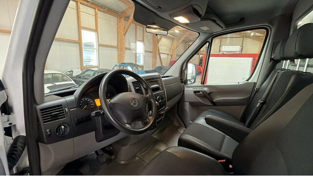 MERCEDES-BENZ Sprinter 316 CDI Pritsche 4x4 Allrad Plane... - Flatbed van: picture 4 MERCEDES-BENZ Sprinter 316 CDI Pritsche 4x4 Allrad Plane... - Flatbed van: picture 4