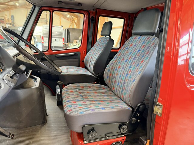 MERCEDES-BENZ T1 310 Bremer Doka perfekt!... - Box van, Combi van: picture 3 MERCEDES-BENZ T1 310 Bremer Doka perfekt!... - Box van, Combi van: picture 3