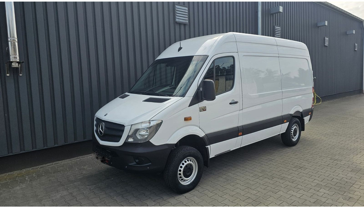 Mercedes-Benz Sprinter 319 CDI 4x4 3.0 V6 Untersetzung 1a! - Panel van: picture 1 Mercedes-Benz Sprinter 319 CDI 4x4 3.0 V6 Untersetzung 1a! - Panel van: picture 1