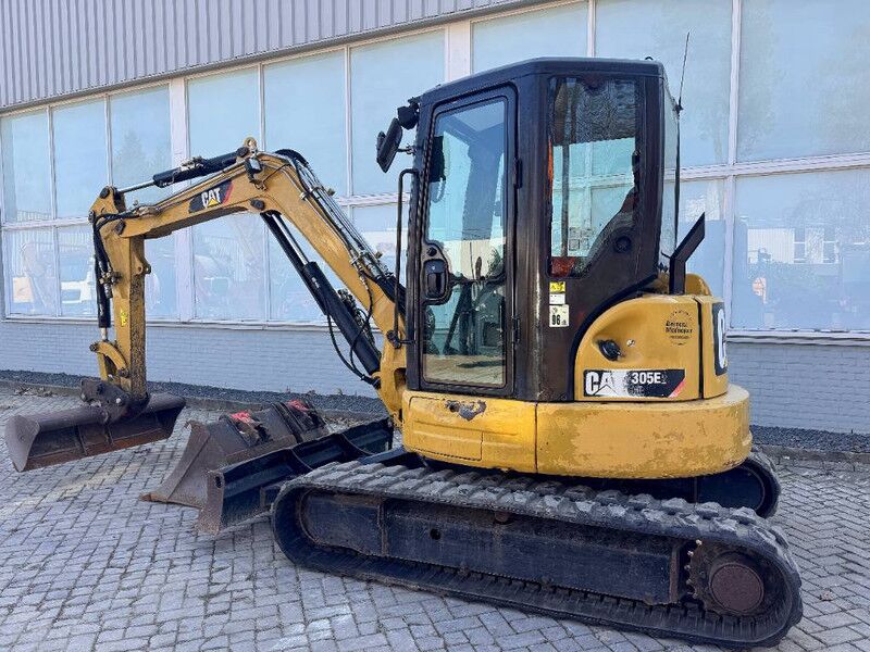 Cat 305 E - Mini excavator: picture 3 Cat 305 E - Mini excavator: picture 3