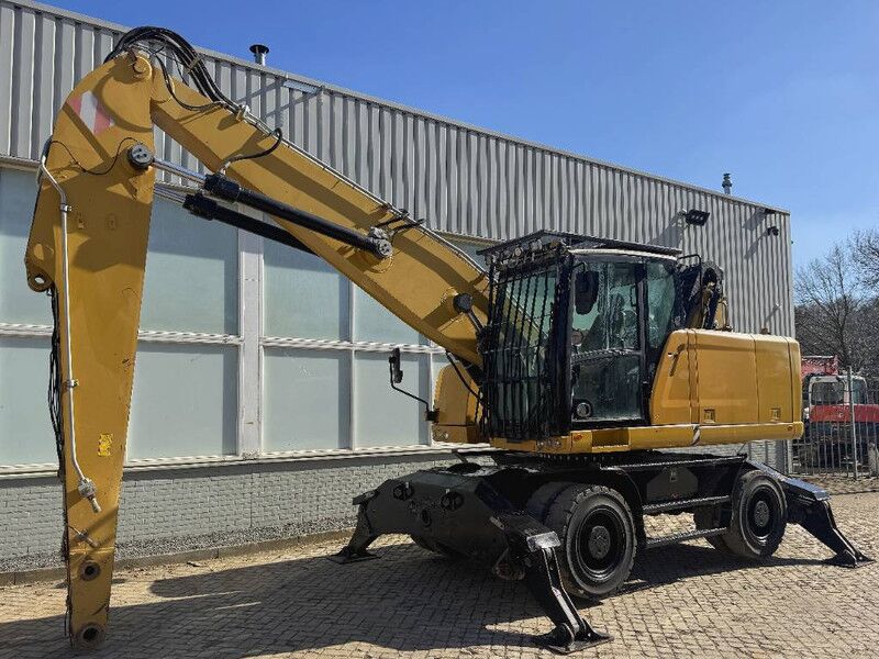 Cat MH 3022 - Waste/ Industry handler: picture 2 Cat MH 3022 - Waste/ Industry handler: picture 2