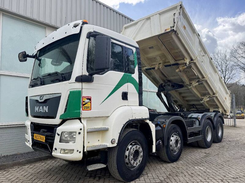MAN TGS32.420 8X4 TIPPER - Tipper: picture 1 MAN TGS32.420 8X4 TIPPER - Tipper: picture 1
