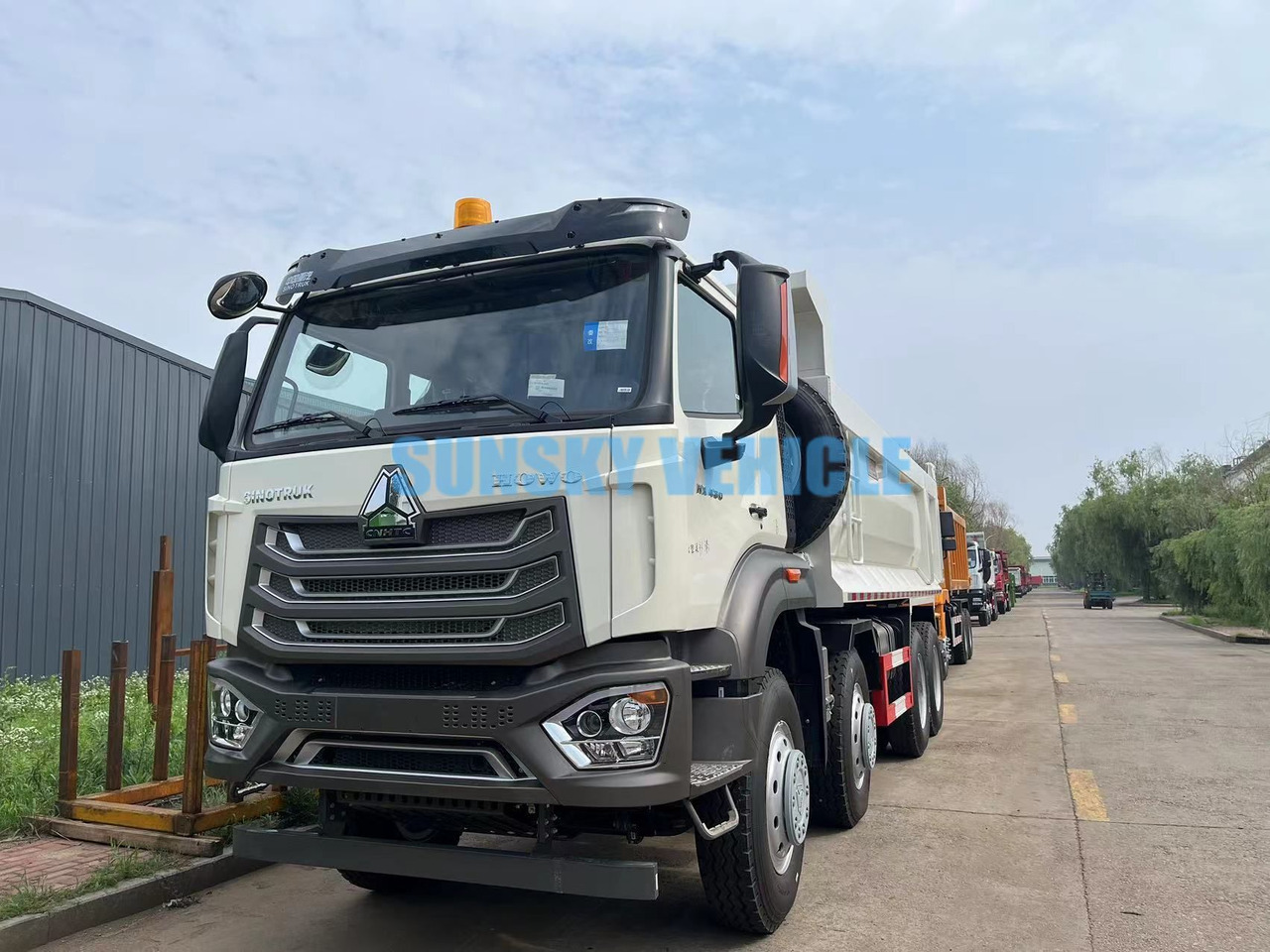 New Tipper for transportation of bulk materials HOHAN Brand New 8X4 400HP Dump Truck: picture 15 New Tipper for transportation of bulk materials HOHAN Brand New 8X4 400HP Dump Truck: picture 15