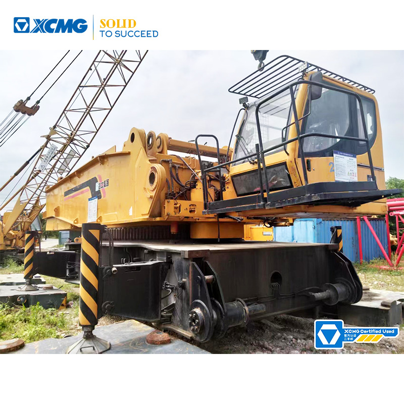 XCMG 500ton second hand XGC500 used hoist machine price - Crawler crane: picture 1 XCMG 500ton second hand XGC500 used hoist machine price - Crawler crane: picture 1