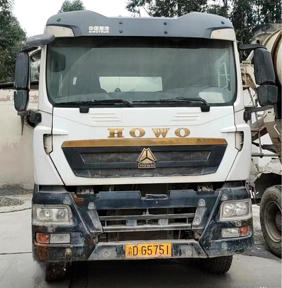 XCMG Official G4804B Used Cement Concrete Mixer 12m³ Concrete Mixer Truck HOWO - Concrete mixer truck: picture 3 XCMG Official G4804B Used Cement Concrete Mixer 12m³ Concrete Mixer Truck HOWO - Concrete mixer truck: picture 3