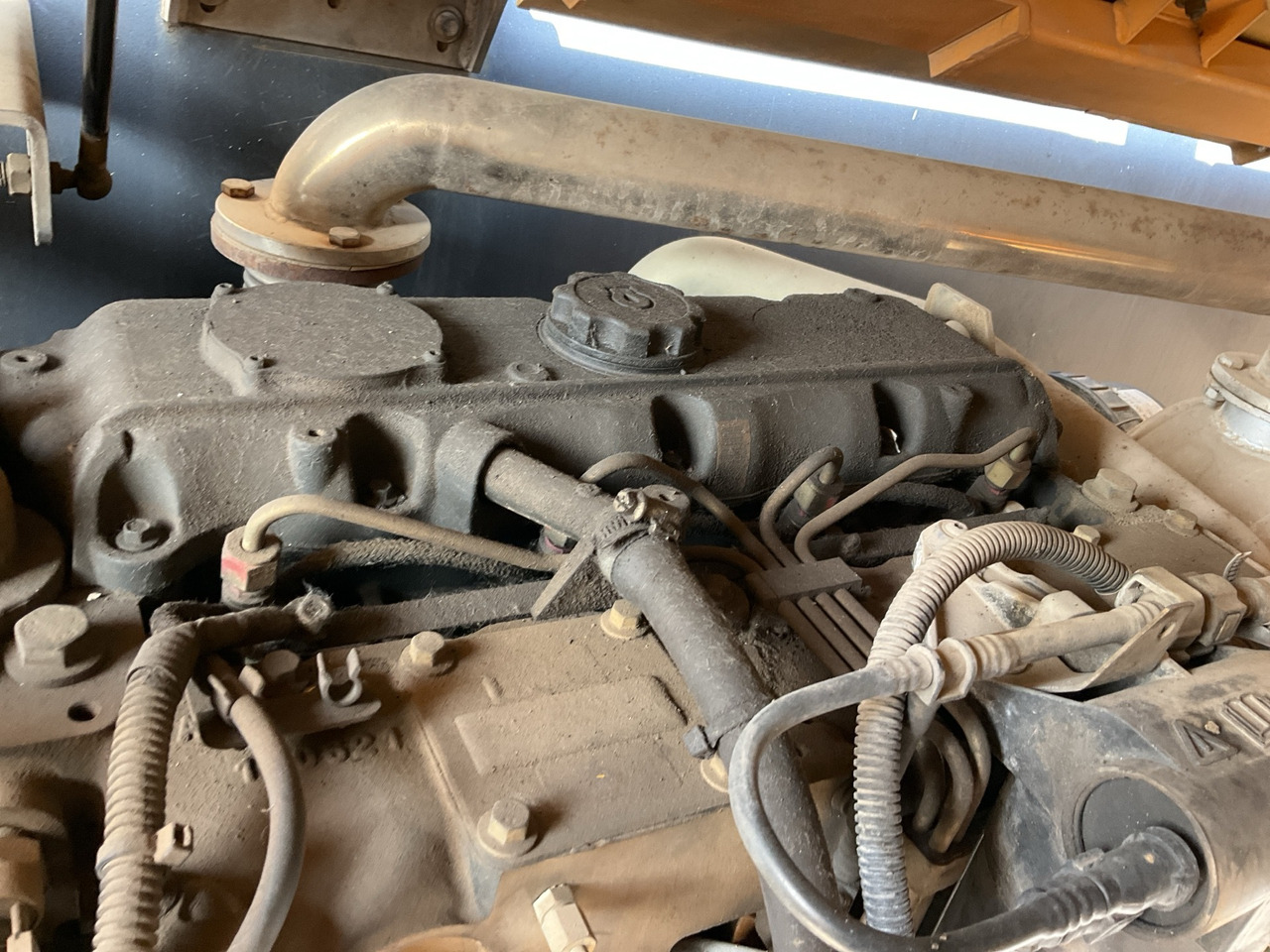 Telescopic boom XCMG Official GTBZ30S Used Straight Arm Lift 30m Aerial Work Platform Hot Sale: picture 6