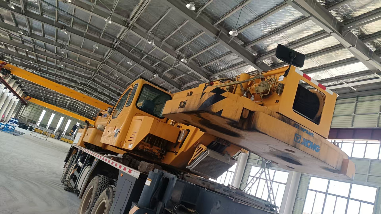 XCMG Official Second Hand 70 Ton Mobile Crane QY70K5D_1 Truck Mounted Crane - Mobile crane: picture 3 XCMG Official Second Hand 70 Ton Mobile Crane QY70K5D_1 Truck Mounted Crane - Mobile crane: picture 3