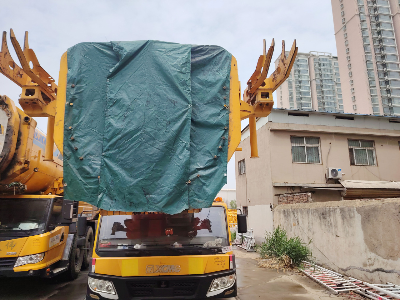 XCMG Official Second Hand Construction Big Crane QAY650A 650 Tons All Terrain Cranes With Good Condition - All terrain crane: picture 4 XCMG Official Second Hand Construction Big Crane QAY650A 650 Tons All Terrain Cranes With Good Condition - All terrain crane: picture 4