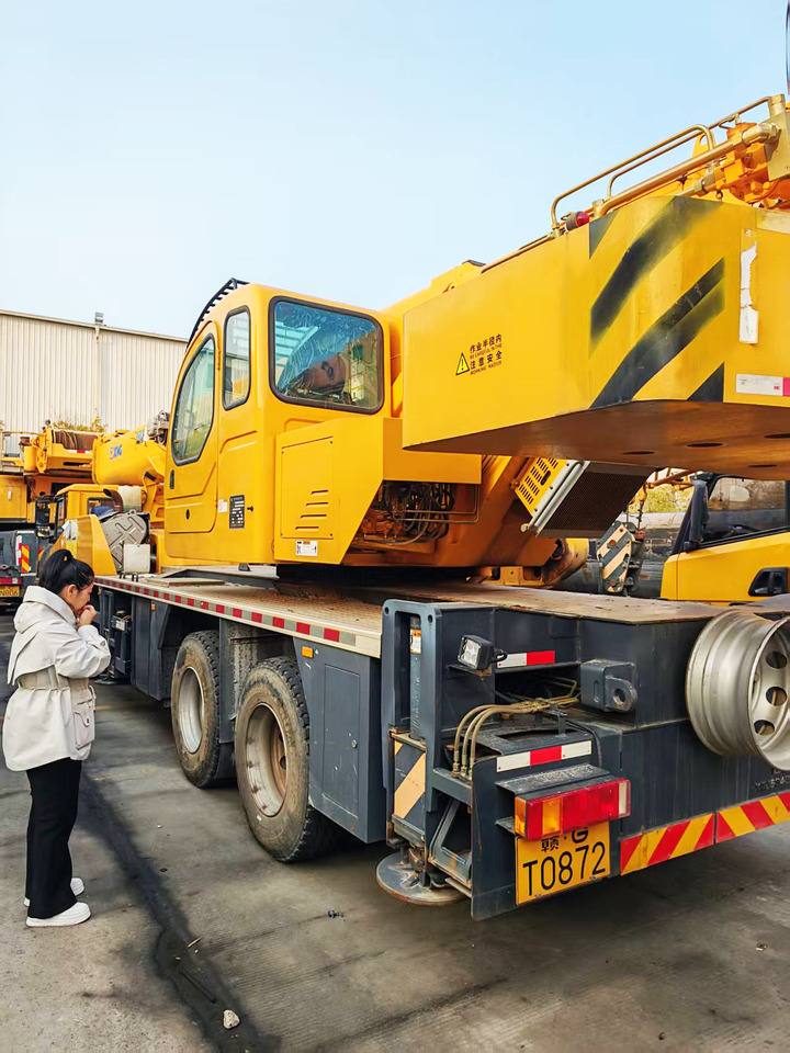 XCMG Official Used 25 Ton Truck Crane QY25K5D-5 Small Mobile Crane Price List - Mobile crane: picture 4 XCMG Official Used 25 Ton Truck Crane QY25K5D-5 Small Mobile Crane Price List - Mobile crane: picture 4