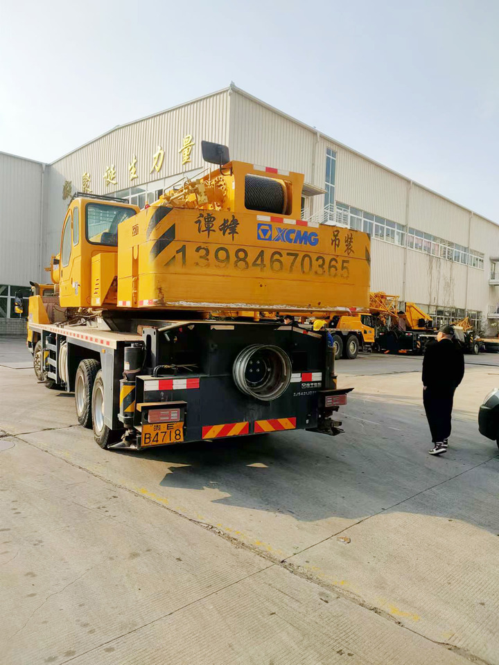 XCMG Official Used Pickup Truck Crane QY50K5D_1 50 Ton Mobile Crane With High Quality - Mobile crane: picture 3 XCMG Official Used Pickup Truck Crane QY50K5D_1 50 Ton Mobile Crane With High Quality - Mobile crane: picture 3