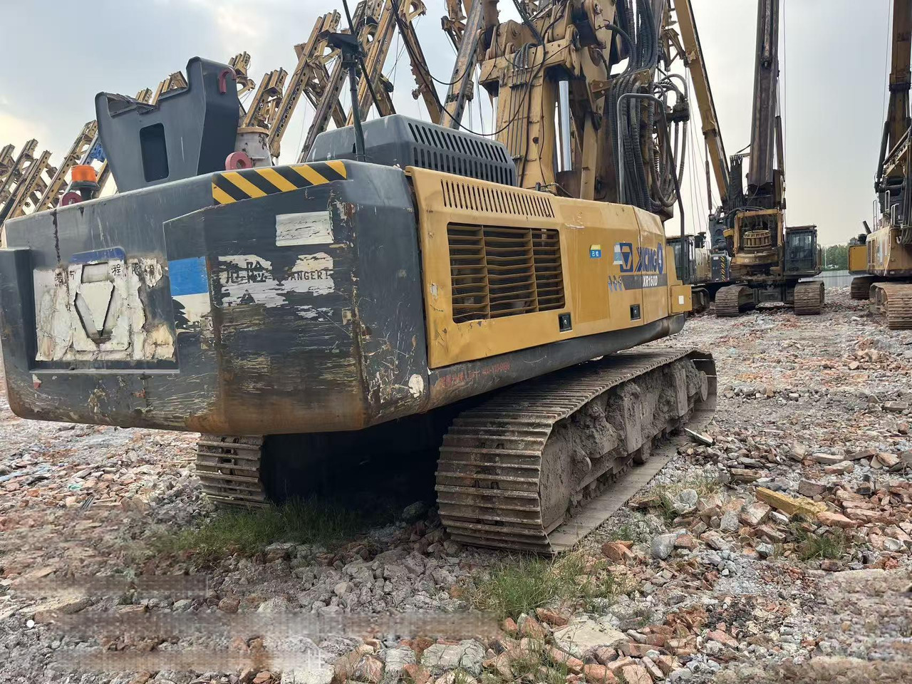 XCMG XR180D used rotary drilling rig machine for sale - Drilling rig: picture 5 XCMG XR180D used rotary drilling rig machine for sale - Drilling rig: picture 5