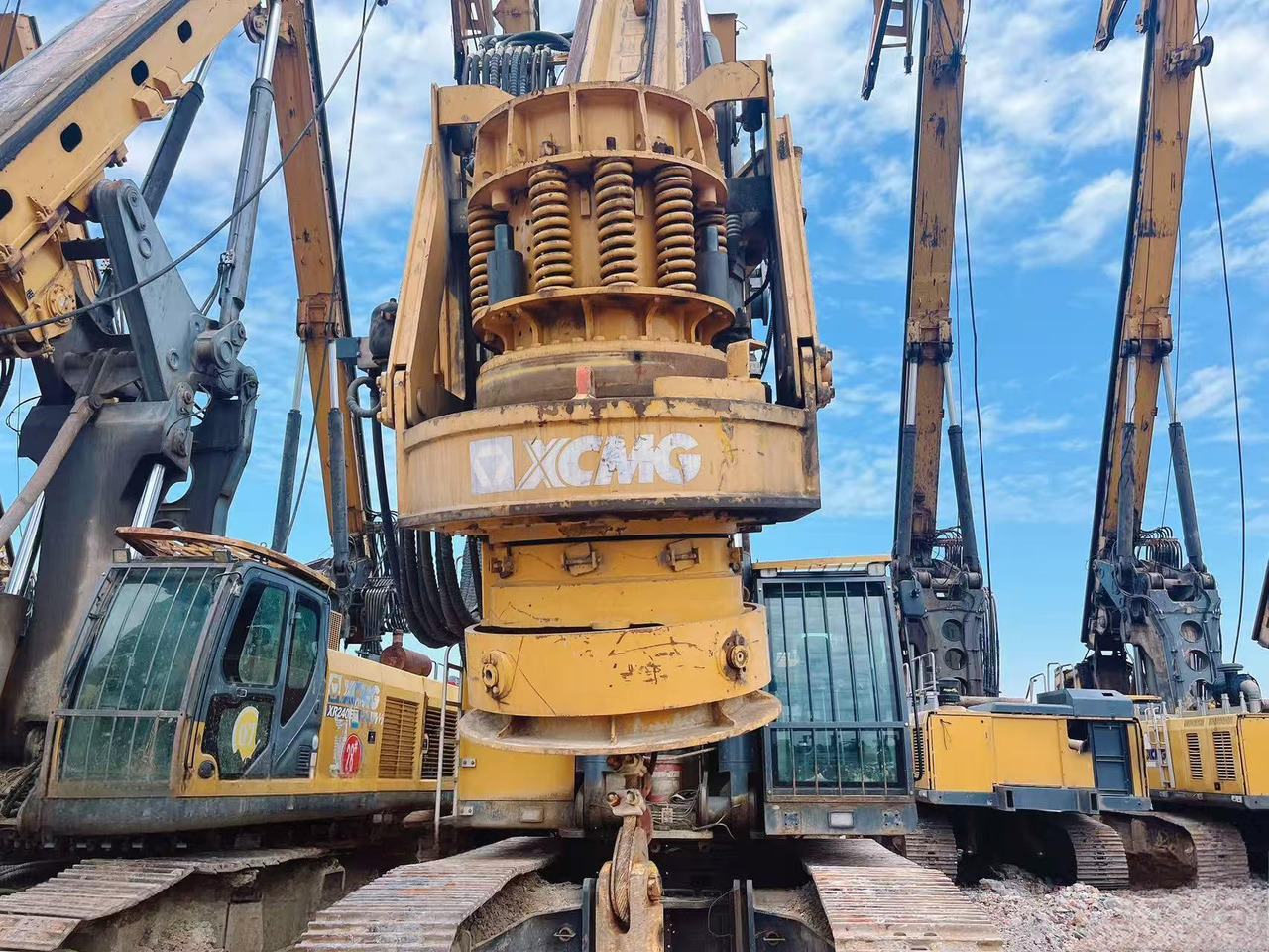 XCMG pililing machine second hand XR360E crawler rotary drilling rig - Drilling rig: picture 2 XCMG pililing machine second hand XR360E crawler rotary drilling rig - Drilling rig: picture 2