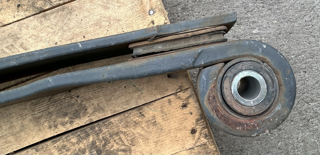 DAF 2-LEAF SPRING DAF XF 106 LIFT - Steel suspension: picture 3 DAF 2-LEAF SPRING DAF XF 106 LIFT - Steel suspension: picture 3