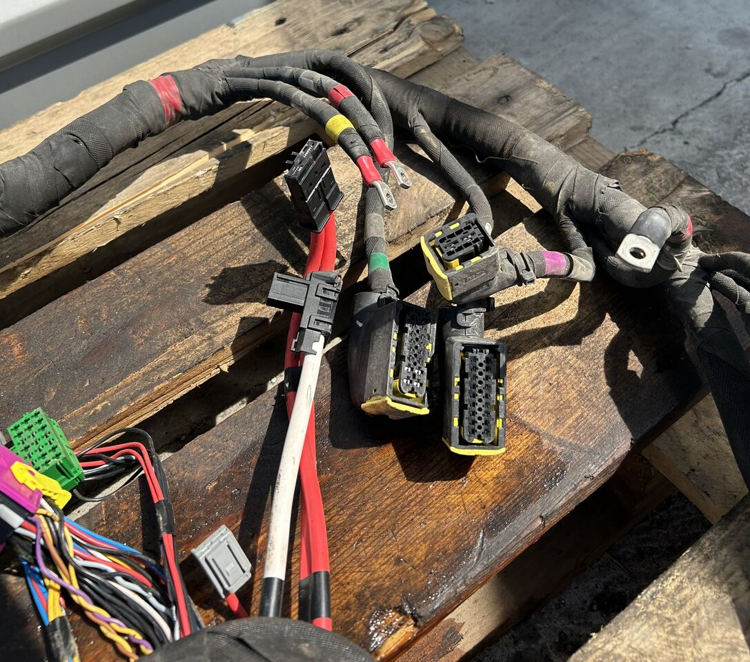 DAF XF 106 G2 / XG OSW FRAME HARNESS - Cables/ Wire harness for Truck: picture 5 DAF XF 106 G2 / XG OSW FRAME HARNESS - Cables/ Wire harness for Truck: picture 5