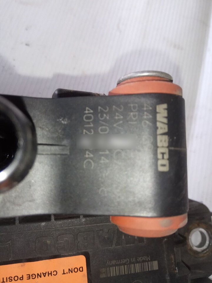 Elektrozawór AdBlue WABCO 446091304  DAF XF 106 truck - Exhaust system for Truck: picture 5 Elektrozawór AdBlue WABCO 446091304  DAF XF 106 truck - Exhaust system for Truck: picture 5