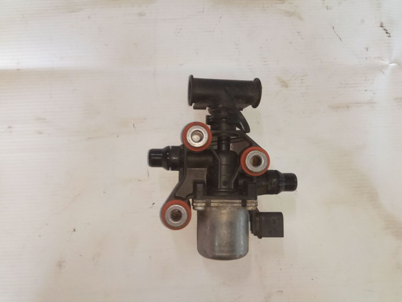 Elektrozawór AdBlue WABCO 446091304  DAF XF 106 truck - Exhaust system for Truck: picture 3 Elektrozawór AdBlue WABCO 446091304  DAF XF 106 truck - Exhaust system for Truck: picture 3