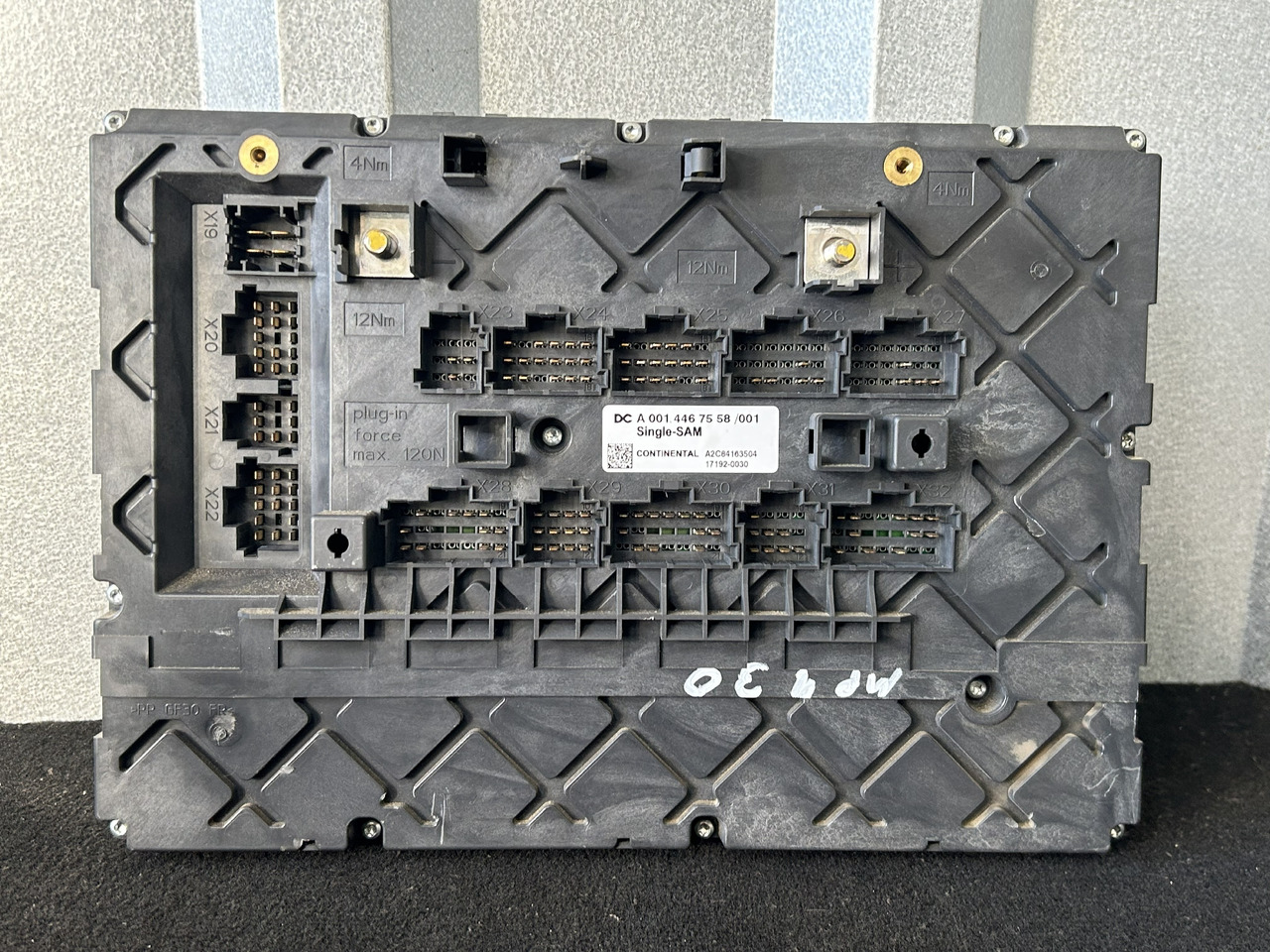 MERCEDES ACTROS MP4 A FUSE MODULE SAM - Fuse: picture 2 MERCEDES ACTROS MP4 A FUSE MODULE SAM - Fuse: picture 2