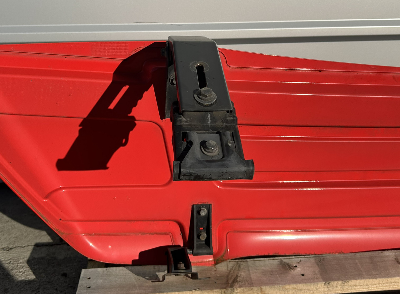 MERCEDES-BENZ ACTROS MP4 SPOILER - Aerodynamics/ Spoiler for Truck: picture 4 MERCEDES-BENZ ACTROS MP4 SPOILER - Aerodynamics/ Spoiler for Truck: picture 4