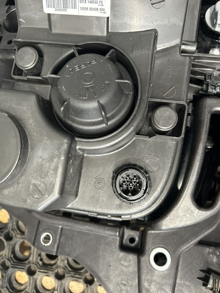 MERCEDES-BENZ ATEGO HEADLIGHT, COMBINATION LAMP, EYEPIECE, REINFORCEMENT, LEFT - Headlight for Truck: picture 5 MERCEDES-BENZ ATEGO HEADLIGHT, COMBINATION LAMP, EYEPIECE, REINFORCEMENT, LEFT - Headlight for Truck: picture 5