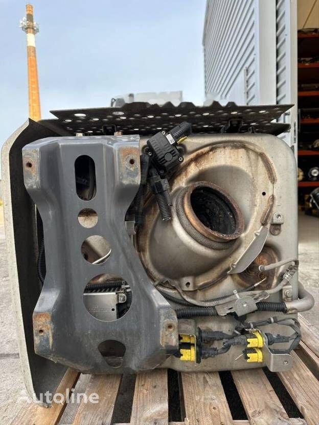 Mercedes-Benz A0074906712 ACTROS MP4 truck - Catalytic converter for Truck: picture 3 Mercedes-Benz A0074906712 ACTROS MP4 truck - Catalytic converter for Truck: picture 3